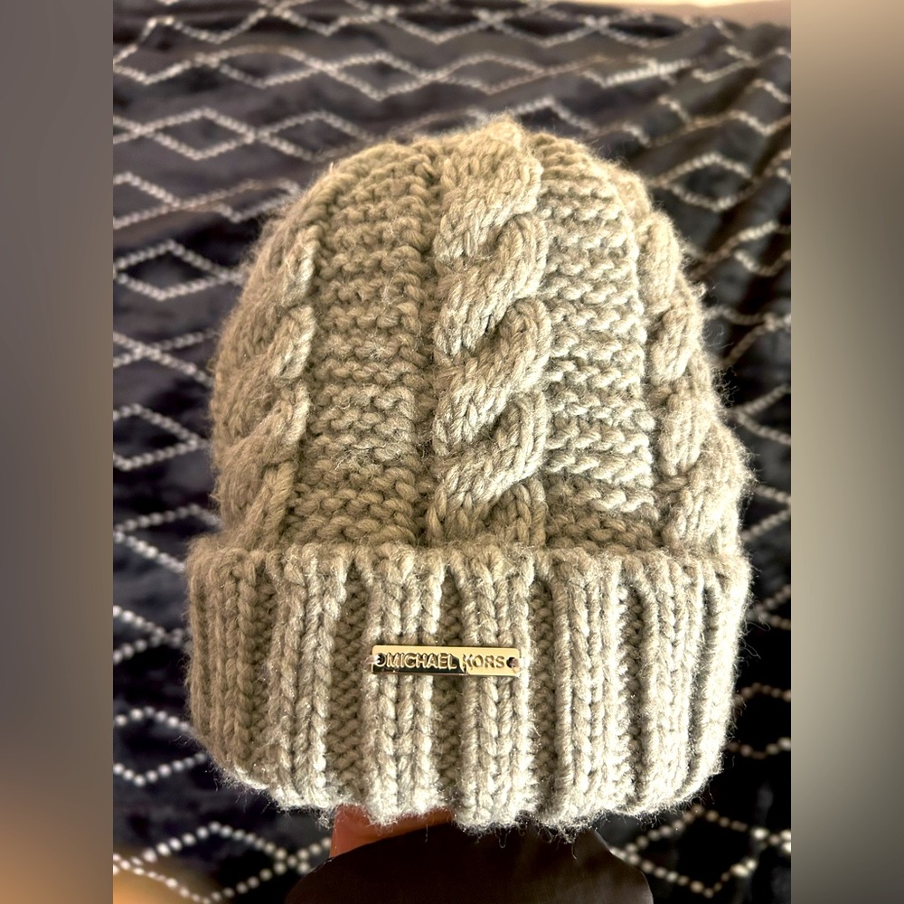 Grey Knitted Michael Kors beanie.